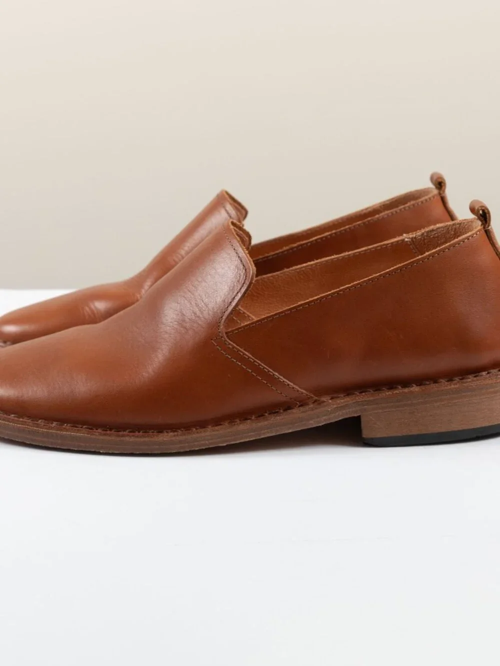 Men's Classic Tan Leather Slip-On Loafers